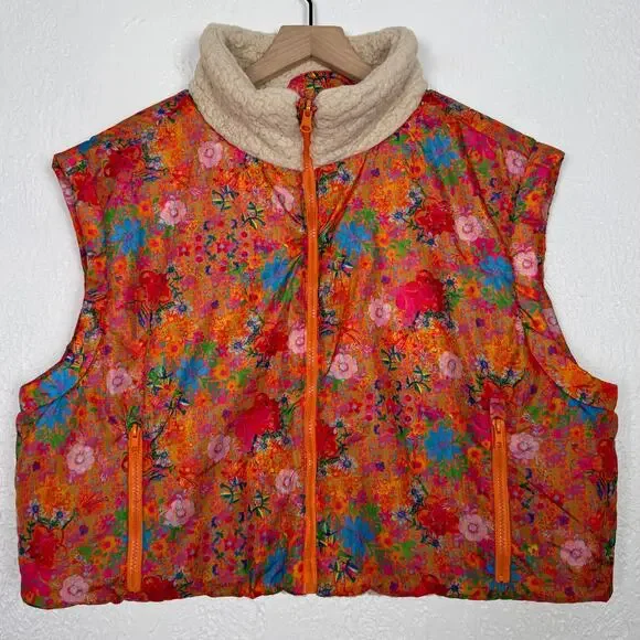 Natural Life Floral Sherpa Lined Cropped Puffer Vest Size XL - Picture 2 of 5